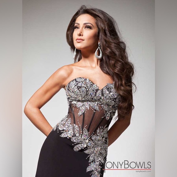 Tony bowls prom dress - Picture 2 of 3